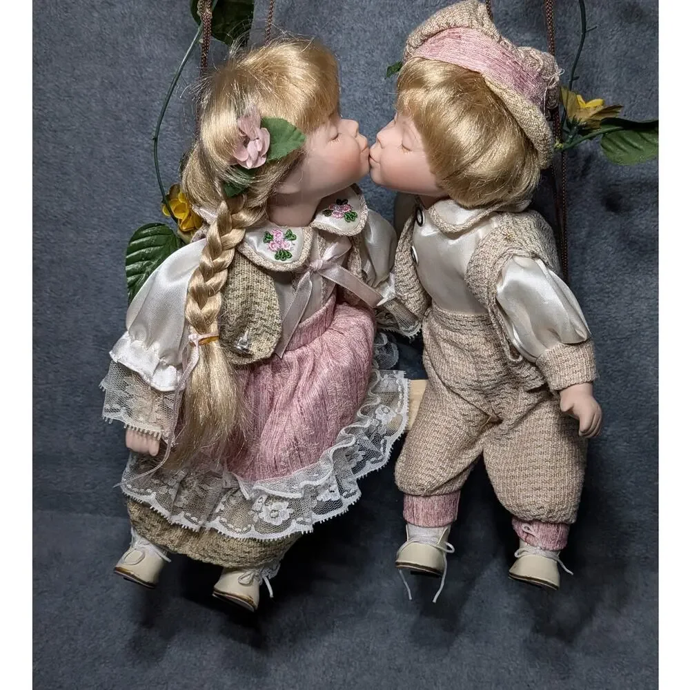 GOLDENVALE Porcelain Kissing Doll Couple Hanging Swing 1 3000 Limited READ